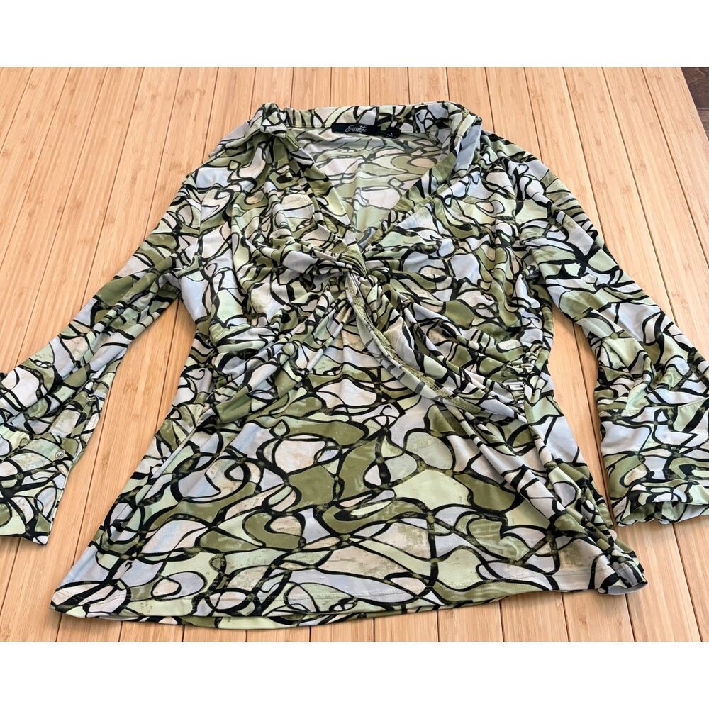 Y2K Essentials by Milano Women’s Green & Blue Abstract Print Top Large